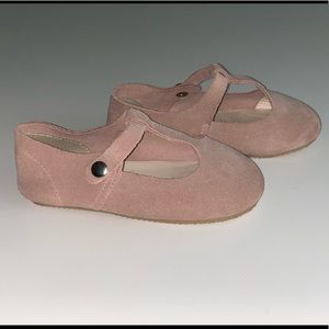 Cria & Co. Dusty Pink toddler shoes